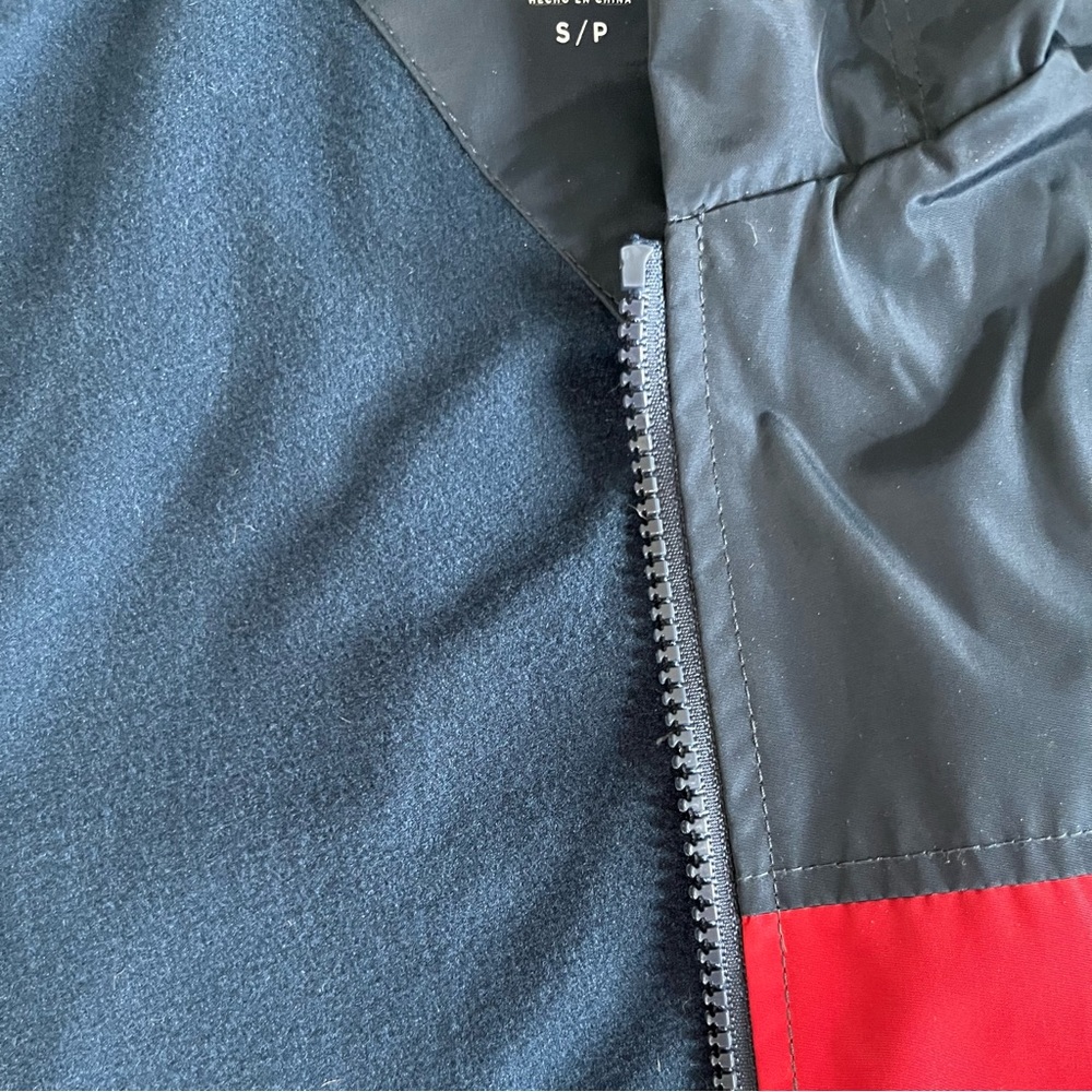 Tommy Hilfiger Sport Color Block Hooded Windbreaker - Picture 8 of 8